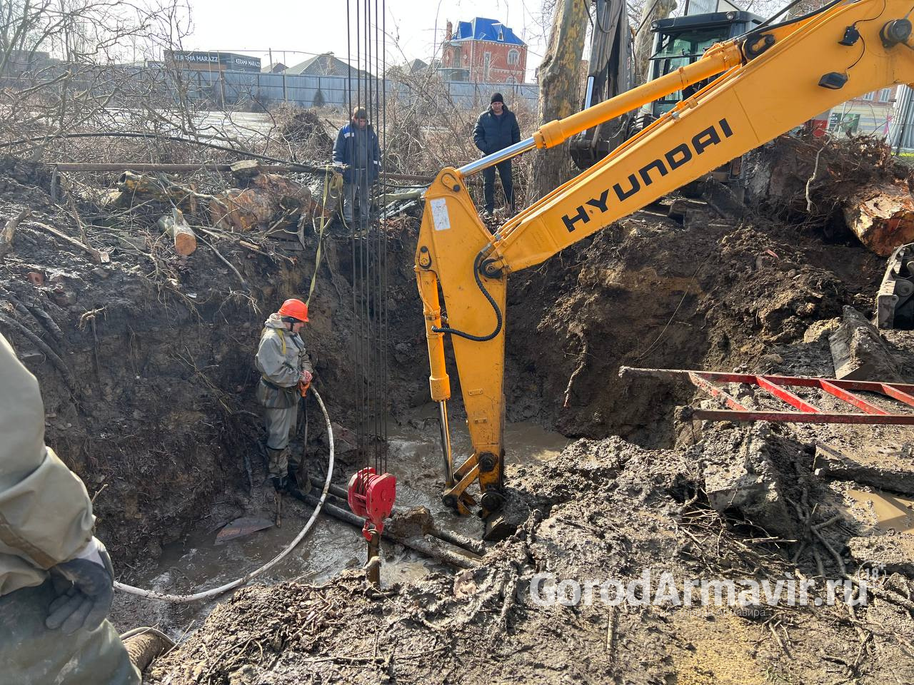 В Армавире устранили порыв на водопроводе в районе автовокзала 