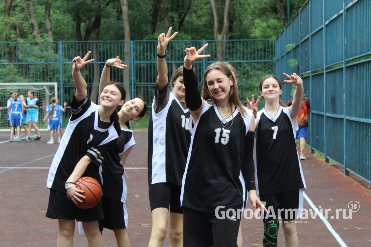 В Армавире стартовал 1 этап Всекубанского турнира по уличному баскетболу