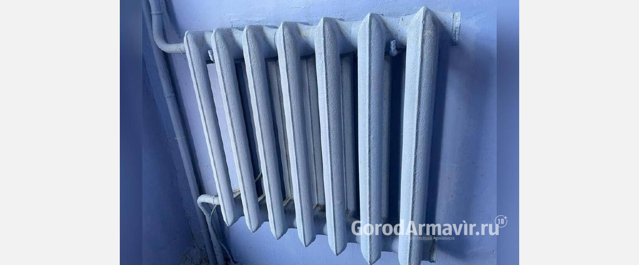 В Армавире произошел прорыв теплотрассы на улице Краснофлотской 