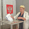 В Армавире многодетная мать Оксана Бендлина проголосовала на участке № 0465
