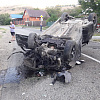 Автоледи на иномарке врезалась в забор и перевернулась в Армавире 