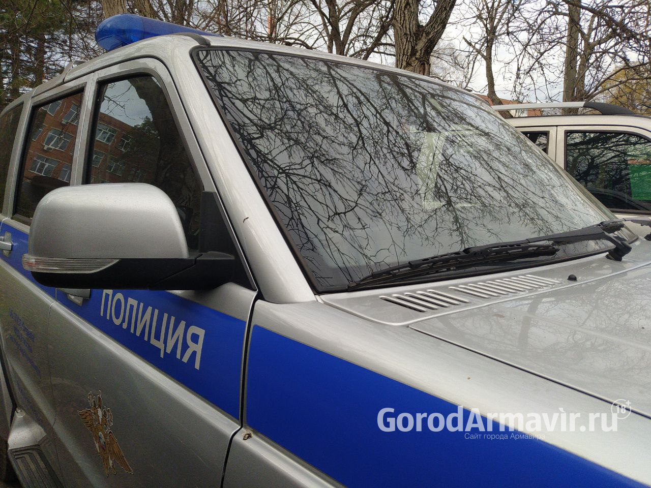 Госавтоинспекторы Армавира задержали на улице 24-летнего парня с «синтетикой»