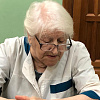 В Армавире работает 91-летняя врач-хирург Елена Петросян