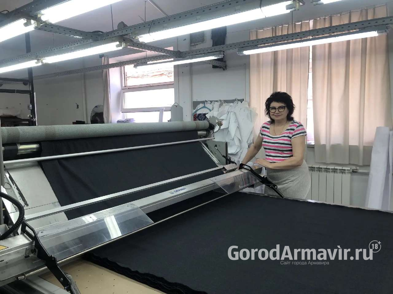 В Армавире продукции швейной фабрики «Элеган» присвоен знак «Сделано на Кубани»