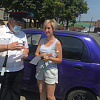 В Армавире автоинспекторы раздали водителям воду из-за жары