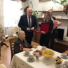 Ветеран Надежда Шведова получила медаль 80-летия Победы и звание Почетного гражданина Армавира