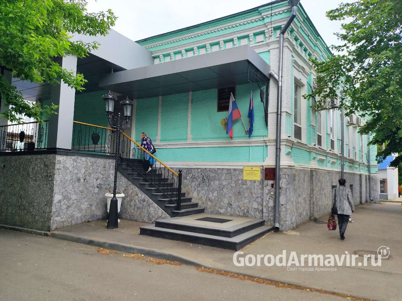 Прокуратура Армавира направила в суд 2 иска об удалении из соцсетей услуг о взломе аккаунтов 