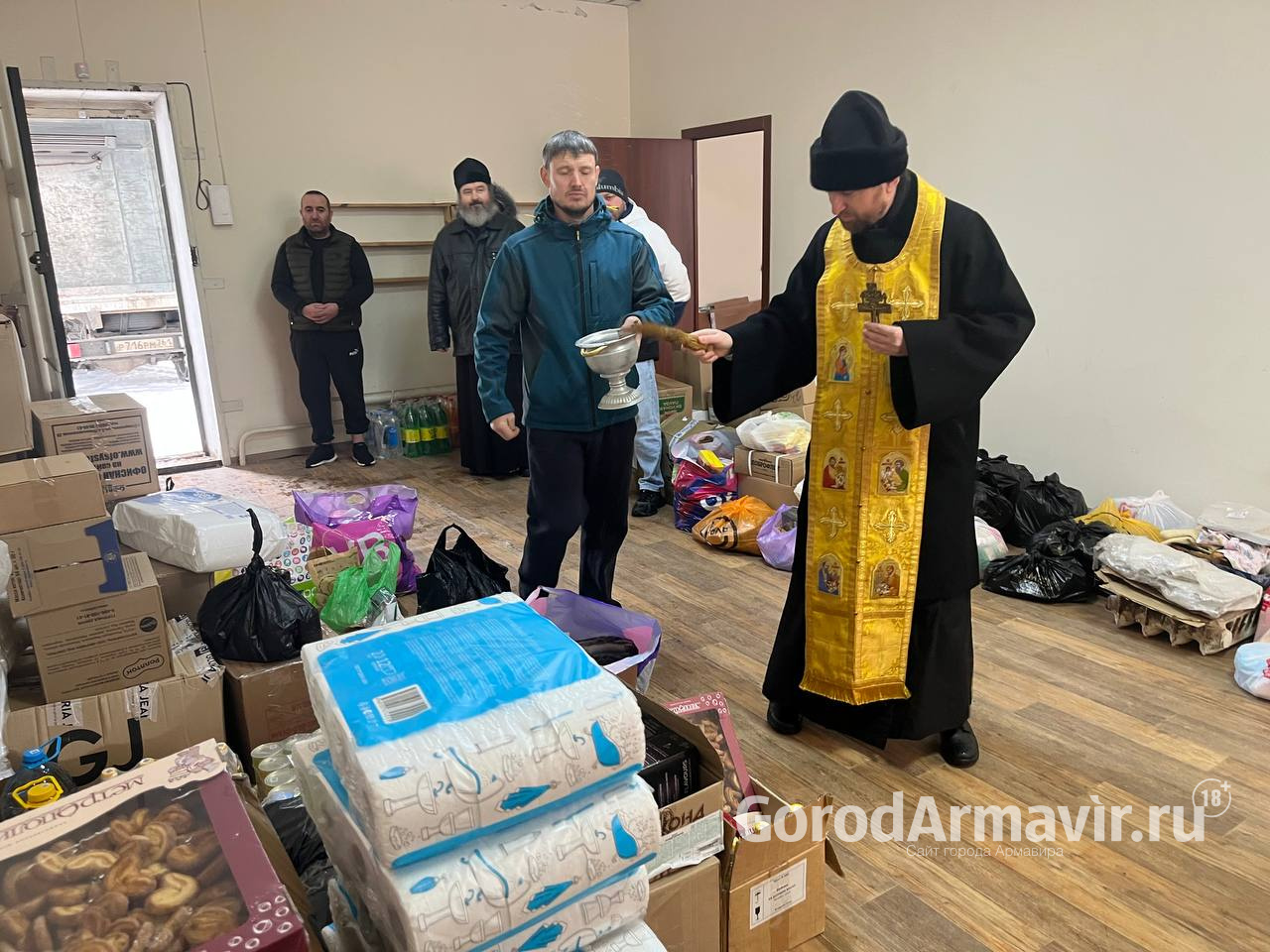 Армавирская епархия отправила 2-х тонны гуманитарного груза для ЛНР и ДНР