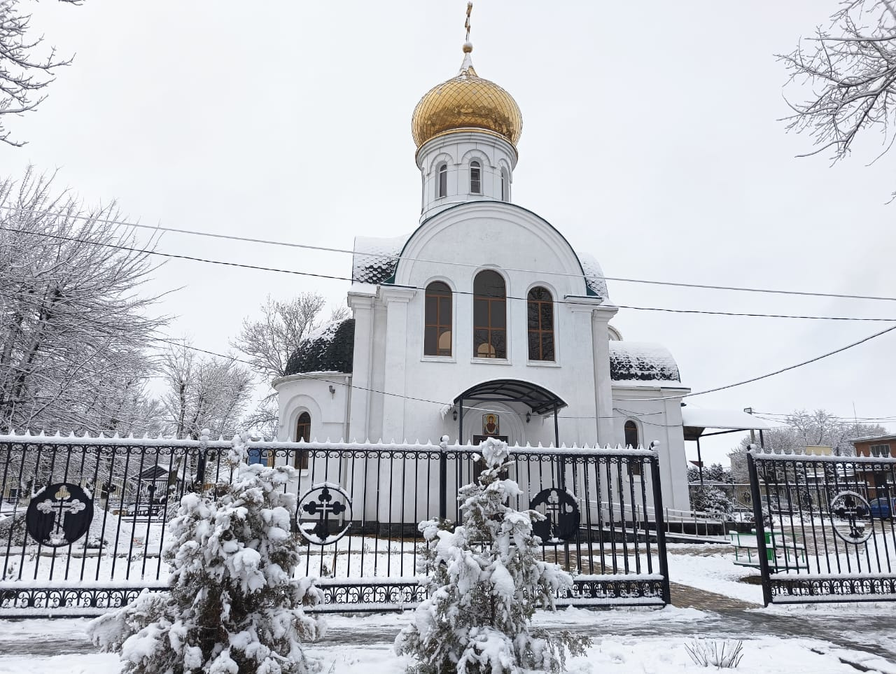 Жители Армавира в праздник Крещения Господня смогут освятить воду и посетить литургию в храмах города 