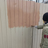 В Армавире волонтёры закрасили рисунки и надписи наркотического характера на заборах