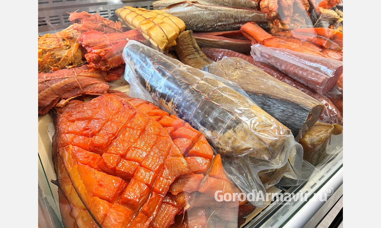 В Армавир привезли полезные деликатесы из камчатской рыбы и икры «Дивный дар»