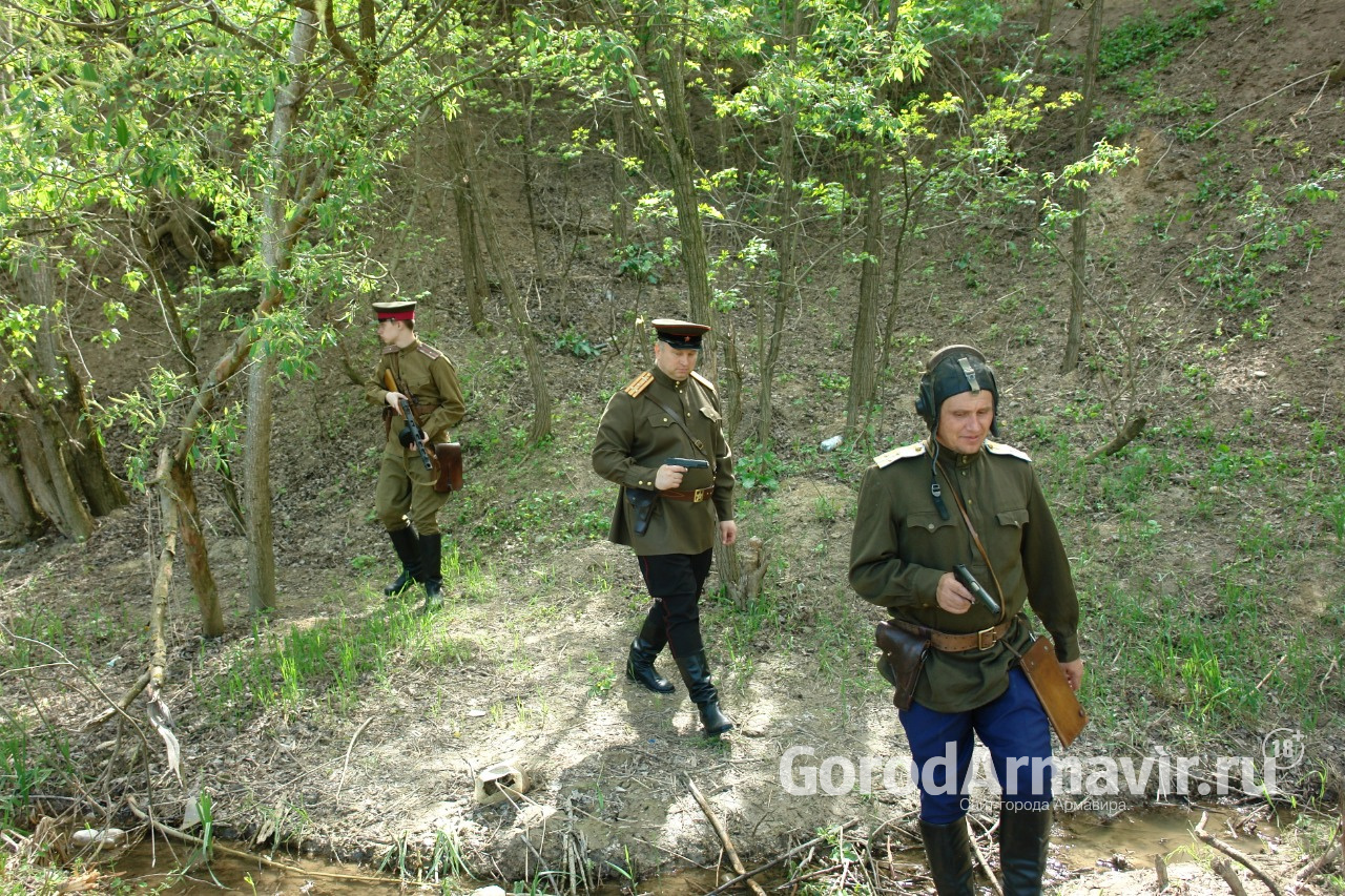 Члены отделения РГО в Армавире совершили кросс-поход в военной форме 