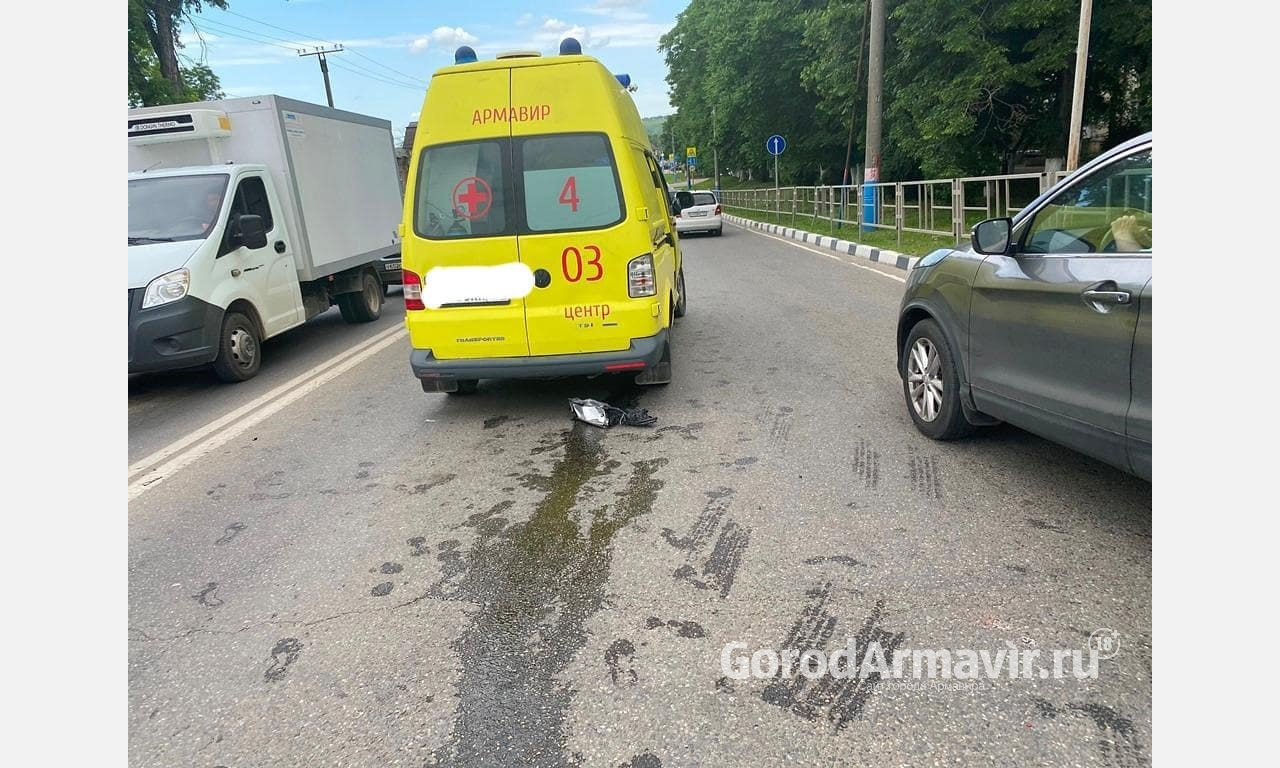 В Армавире два пассажира скорой помощи  пострадали при ДТП 