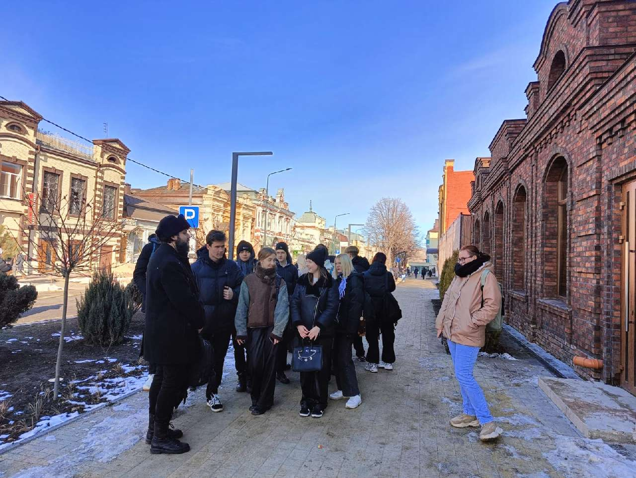 Причину отсутствия в Армавире трамваев узнали школьники во время экскурсии по улице Кирова 